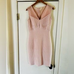 Calvin Klein Fitted Bandage Bodycon Pink Sexy Cocktail Midi Dress Wedding Guest